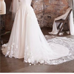 3D Flower Bridal Train/Overskirt